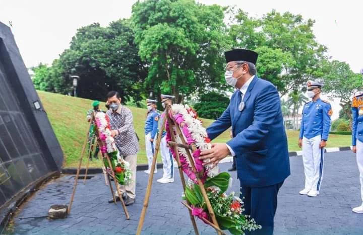 Peringati 76 Tahun Peristiwa Lengkong, Pemkot Tangsel dan TNI Gelar Tabur Bunga