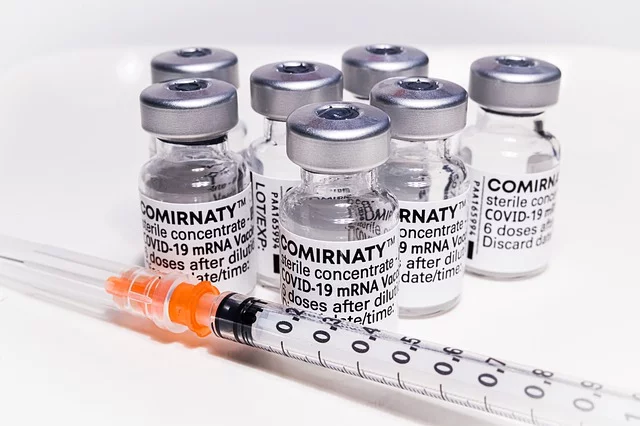 Vaksin mRNA Dikembangkan untuk Terapi kanker, HIV, Gangguan Autoimun, dan Genetik – Info Farmasi Terkini Berbasis Ilmiah dan Praktis