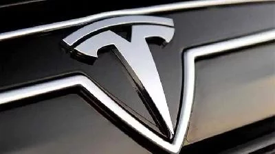 Tesla Recall 54 Ribu Mobil karena Perangkat Lunak Bermasalah