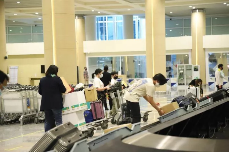 Penerbangan Internasional Perdana dari Narita Mendarat di Bandara Ngurah Rai