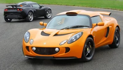 Tabrakan Mengerikan Mobil Sport Lotus Exige, Keajaiban Ini pun Muncul
