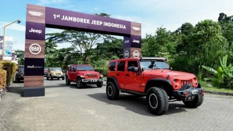 Keriuhan 1st Jamboree Jeep Indonesia di Bogor