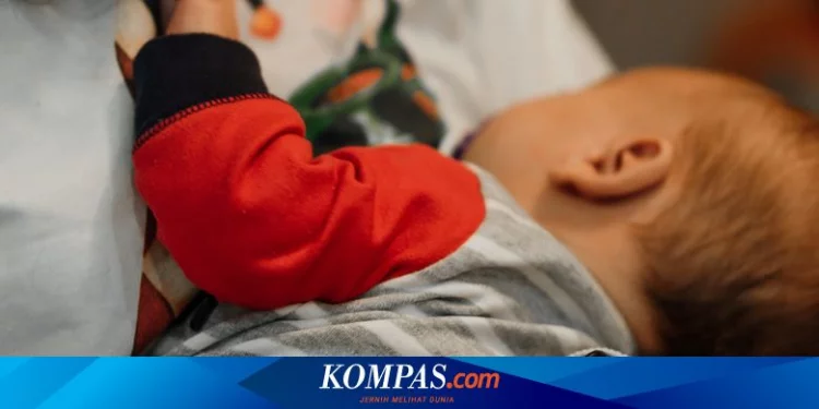 Ibu Positif Covid-19, Bolehkah Menyusui Bayinya?