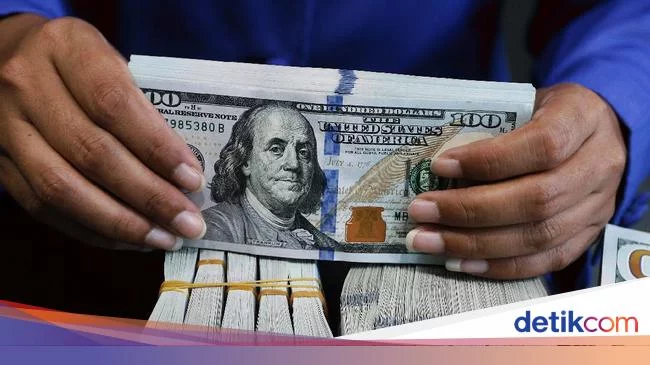 Rupiah Makin Kece, Dolar AS Digiles Lagi ke Rp 14.340