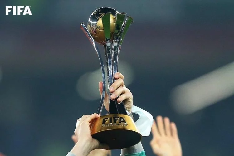 FIFA Berencana Ganti Format Piala Dunia Antarklub dan Akan Disamakan Dengan Aturan Piala Dunia Internasional