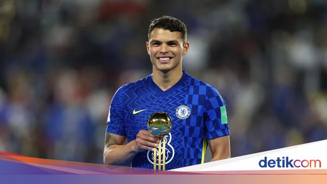 Thiago Silva Rebut Gelar Pemain Terbaik Piala Dunia Antarklub 2021