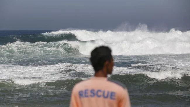 10 Orang Tewas Terseret Ombak di Pantai Payangan Jember