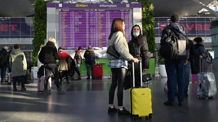 FOTO: Aktivitas Penerbangan Internasional Ukraina di Tengah Ketegangan atas Rusia