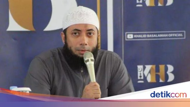 Khalid Basalamah Minta Maaf soal Ceramah 'Wayang Haram'