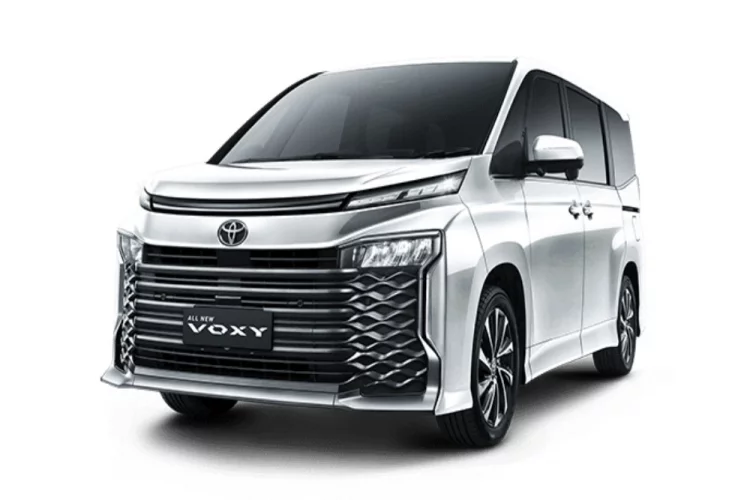 Lima Fakta All New Voxy