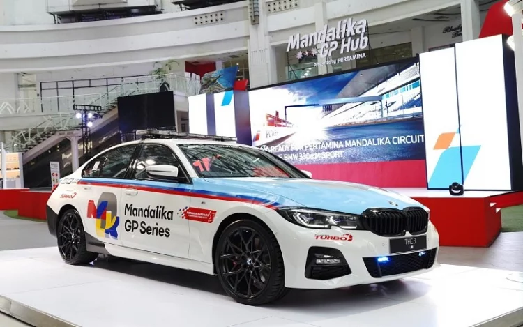 Sedan Hybrid BMW Kembali Jadi Safety Car MotoGP Mandalika