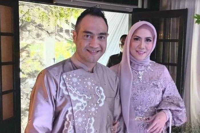 Aslinya Tak Yakin Nikah dengan Venna Melinda? Ferry Irawan Kepergok Tanya Jodoh pada Sosok Paranormal Ini, Hasil Ramalannya Tak Terduga