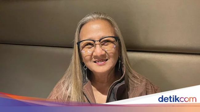 Alasan Yati Surachman Pindah Agama Usai Lihat Pohon Natal