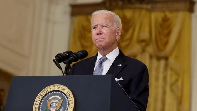 Biden Umumkan Larang Pesawat Rusia Masuk Wilayah Udara AS