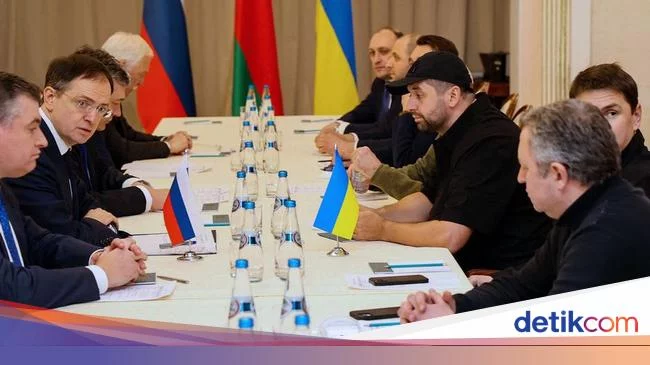Dialog Lanjut ke Putaran Kedua, Ukraina Minta Rusia Mundur