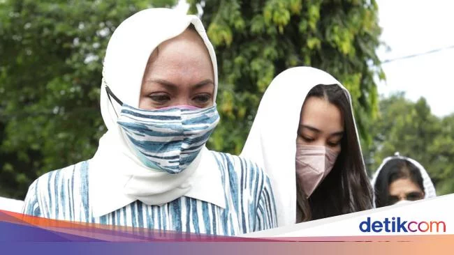 Cerita Angelina Sondakh Hirup Udara Bebas dan Keliling Jakarta