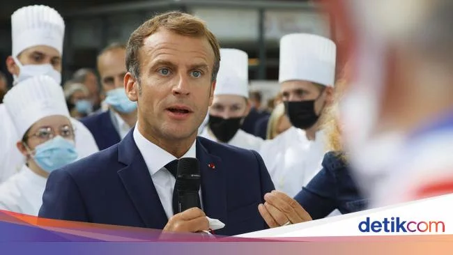 Apa yang Bikin Macron Yakin yang Terburuk Akan Tiba ke Ukraina?