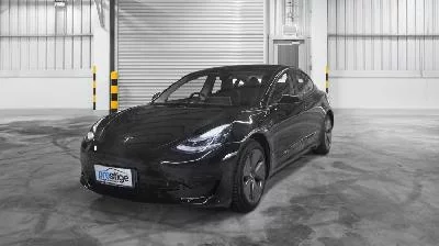 2 Mobil Listrik Tesla Model 3 Dijadikan Hadiah Undian