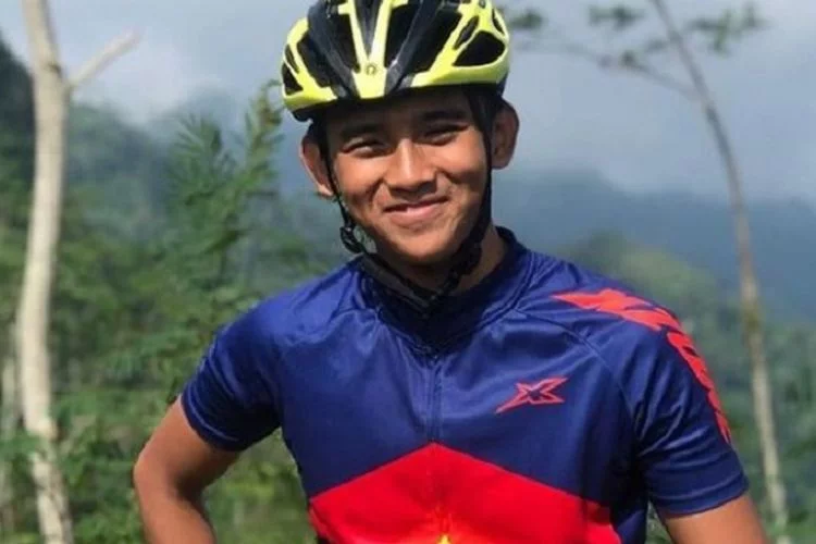 Profil dan Biodata Mario Aji Pembalap Moto3 Asal Magetan Indonesia Lengkap dengan Karier dan Akun Instagram