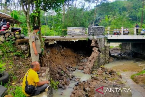 BPBD Cianjur tuntaskan penanganan puluhan peristiwa bencana alam  Jawa Barat