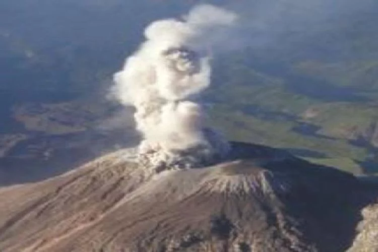4 Peristiwa Gunung Meletus Terdahsyat di Dunia, Menjadi Sejarah Bencana yang Mengerikan