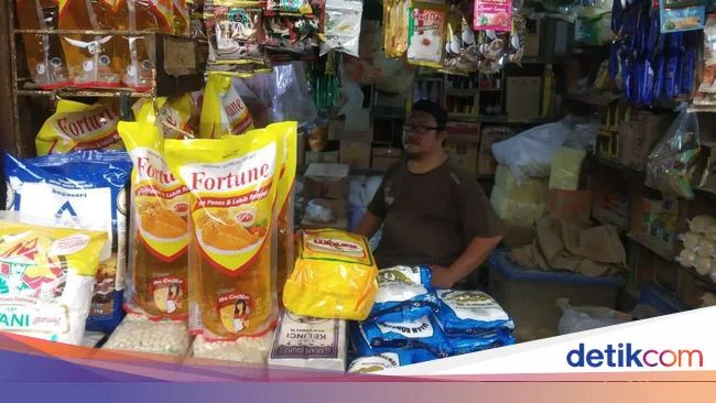 Pak Jokowi, Pedagang Pasar Merasa Pemerintah Tak Adil Soal Minyak Goreng