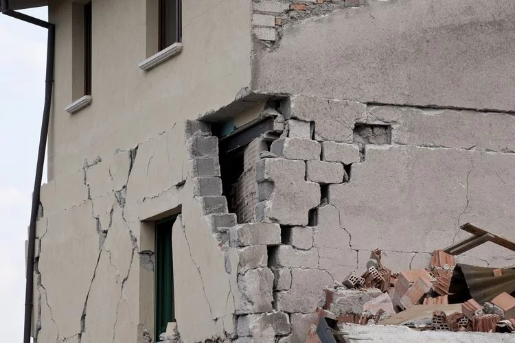 Gempa Dahsyat Tewaskan Ratusan Orang, Kota di Turki Hancur Berantakan, Peristiwa Pilu 13 Maret