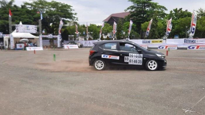 Keseruan Otomotif East Borneo Slalom Championship 2022 di Samarinda