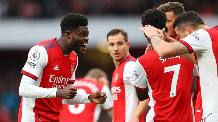 Libas Leicester City, Arsenal Ganteng Di Posisi Empat Besar!