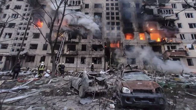 Rusia Kembali Bombardir Ibu Kota Ukraina, Sirene Meraung