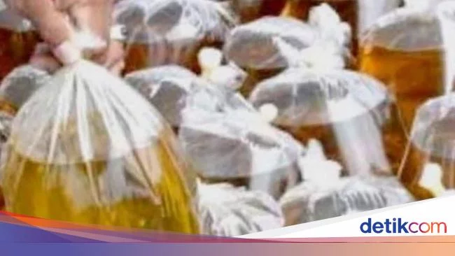 Pemerintah Subsidi Minyak Goreng Curah, HET Jadi Rp 14 Ribu/Liter
