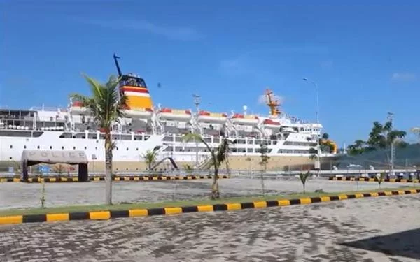 Hotel Terapung untuk Penonton MotoGP Tiba di Pelabuhan Internasional Gili Mas Lembar