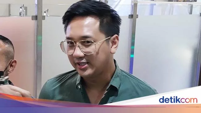 Chris Ryan Cerita Awal Mula Terjebak Investasi Bodong Fahrenheit-Rugi 30 M
