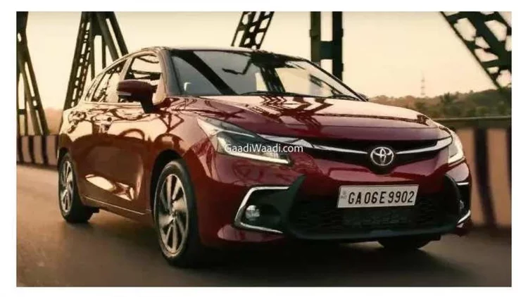 Toyota Glanza Resmi Meluncur, Kembaran Suzuki Baleno Khusus Pasar Bollywood