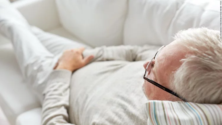 Tidur siang berlebihan bisa menjadi tanda demensia, menurut penelitian