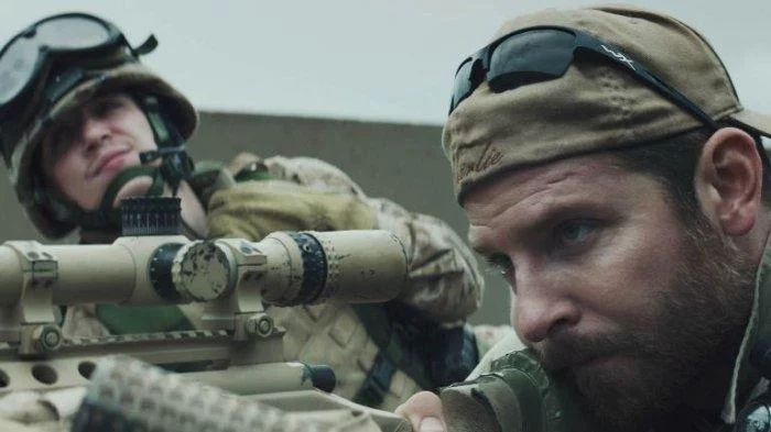 Sinopsis Film American Sniper, Bradley Cooper Jadi Penembak Jitu di Bioskop Trans TV Malam Ini