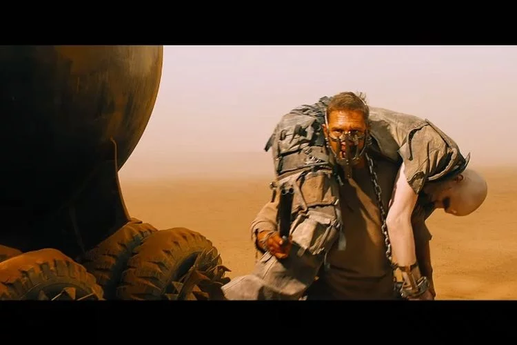 Sinopsis Film Mad Max Fury Road, Aksi Tom Hardy Bisa Disaksikan di Bioskop Trans TV yang Tayang Malam Ini