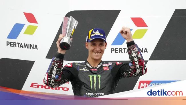 Momen Fabio Quartararo Tertawa Geli Melihat Tingkah Fansnya di Sirkuit Mandalika