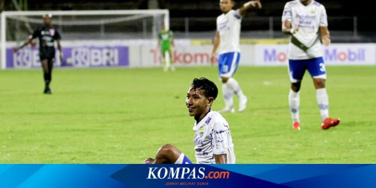 Lawan Persik Kediri, Persib Bandung Atur Siasat di Tengah Absennya Pemain