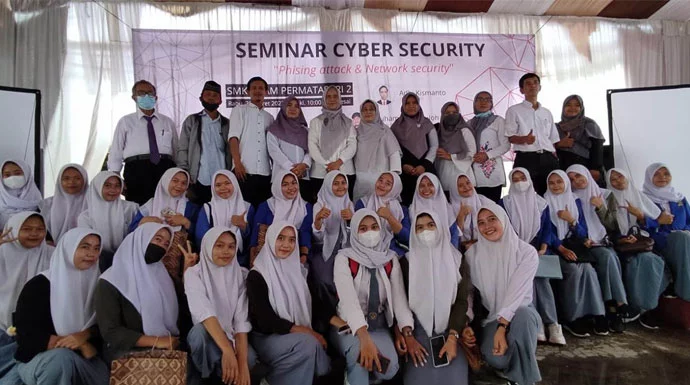 Peran Alumni SMK Islam Permatasari 2 Rumpin Kenalkan Teknologi IT Security