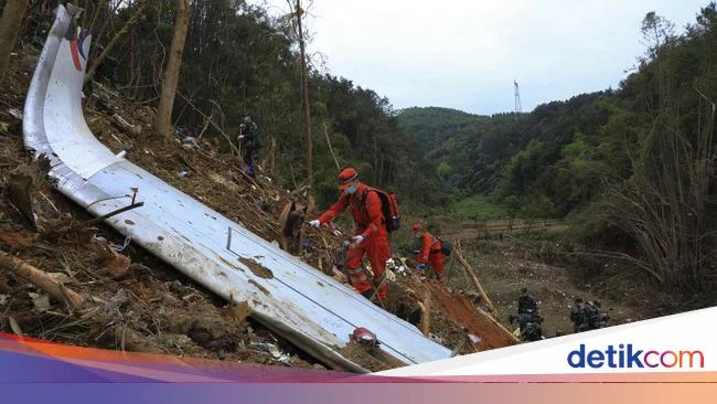 132 Korban Jatuhnya Pesawat Boeing 737-800 China Dinyatakan Tewas
