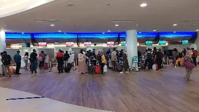 Buldoser Mogok, Penerbangan di Bandara Internasional Lombok Beralih ke Denpasar