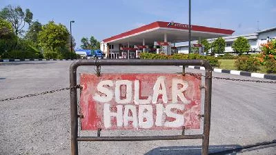 Solar Subsidi Langka, Bos Pertamina Duga Bocor ke Industri Tambang hingga Sawit