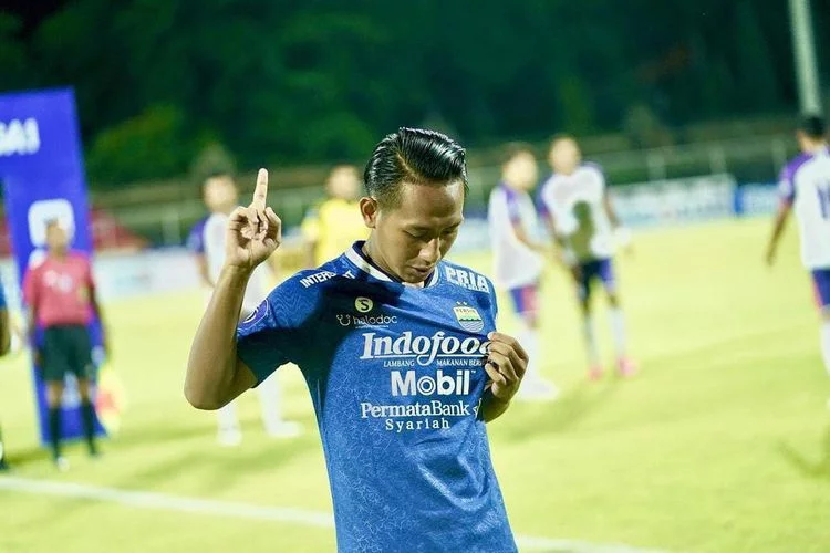 Keinginan Pelatih Persib Bandung di Laga Terakhir, Kirim Barito Putera ke Liga 2 dan Mainkan Beckham Putra