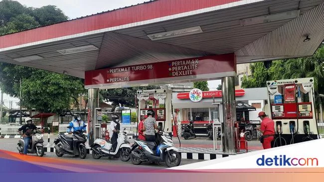 Harga Pertamax Naik, Warga Surabaya Berbondong-bondong Beralih ke Pertalite
