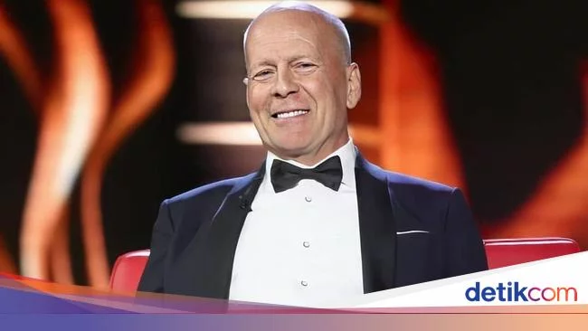 Bruce Willis Idap Afasia, Benarkah Gegara Vaksin dan COVID-19?