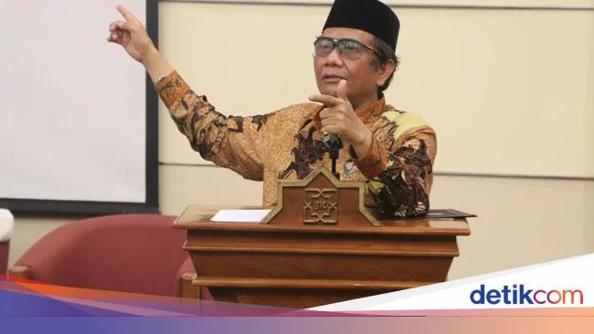 Mahfud Md Tak Persoalkan Panglima Bolehkan Keturunan PKI Daftar TNI