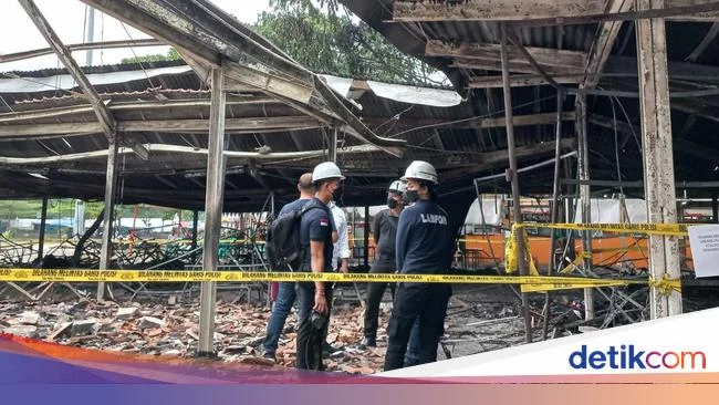 Memanas Api Cemburu di Balik Terbakarnya Kios Lenggang IRTI Monas