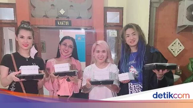 Miyabi Dapat Banyak Pelajaran Usai Bersedekah di Bali