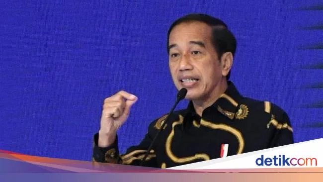 Jokowi Tegur Menteri: Ceritakan Persoalan ke Rakyat, Ada Empati Gitu Loh!